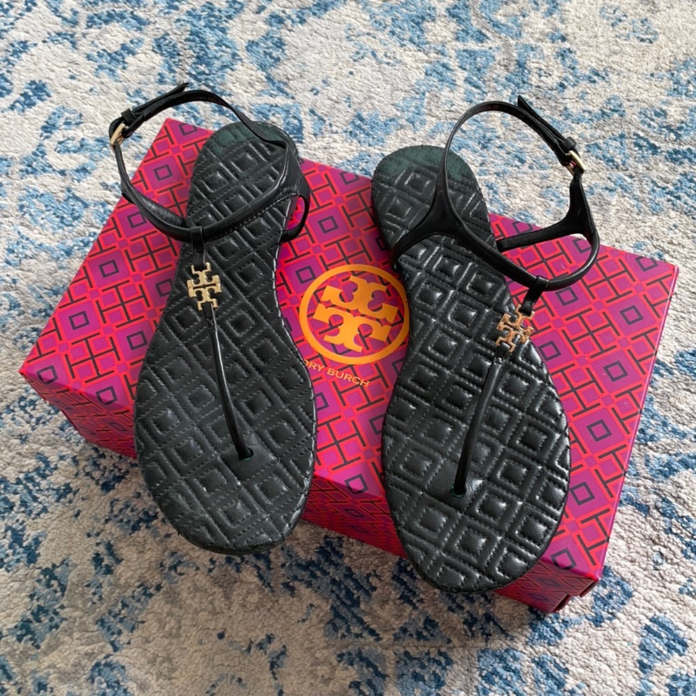Black quilted Tory Burch sandals sz7